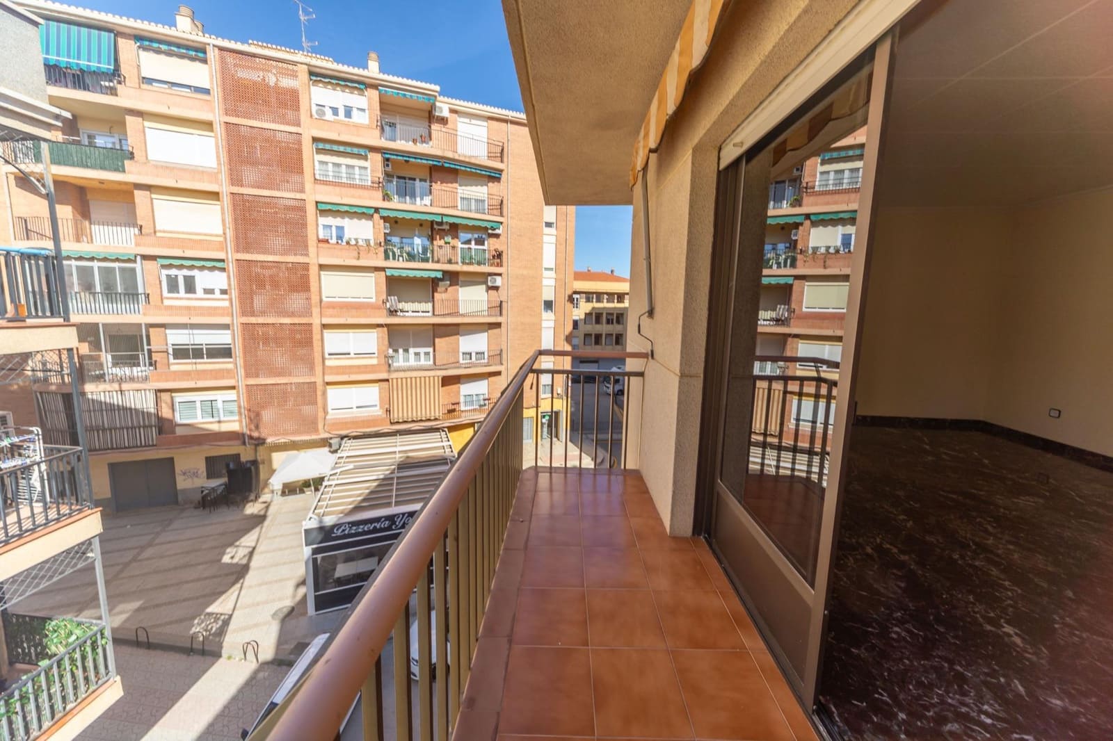 4 bedroom Flat for sale in Guadix - € 115,000 (Ref: 9820549)