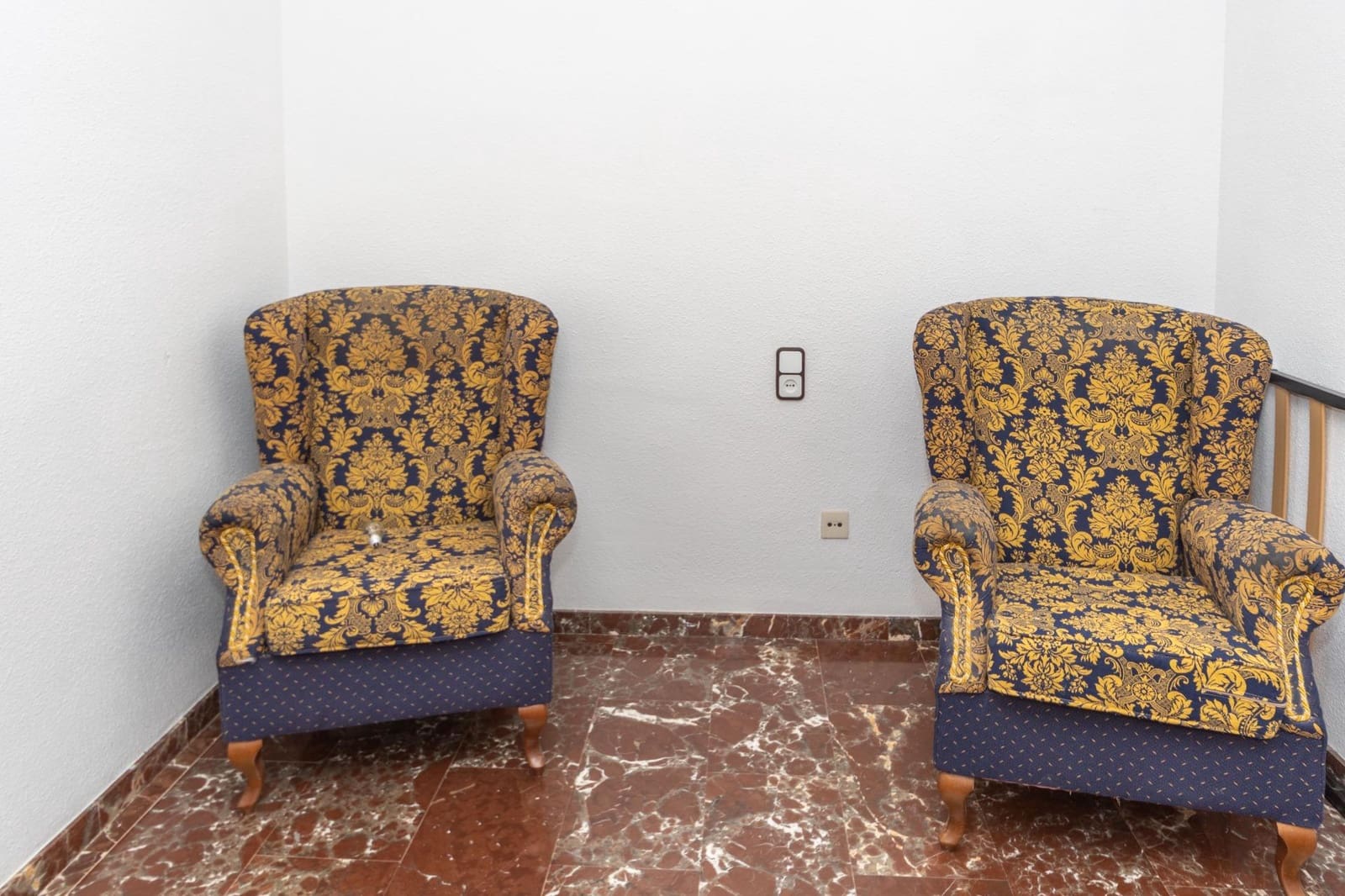 4 bedroom Flat for sale in Guadix - € 115,000 (Ref: 9820549)