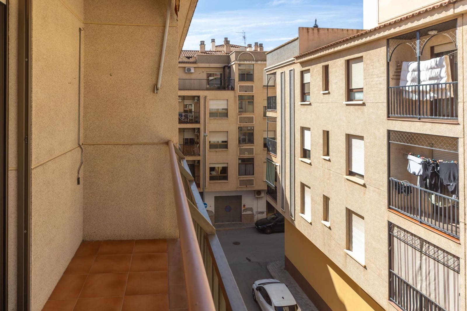 4 bedroom Flat for sale in Guadix - € 115,000 (Ref: 9820549)