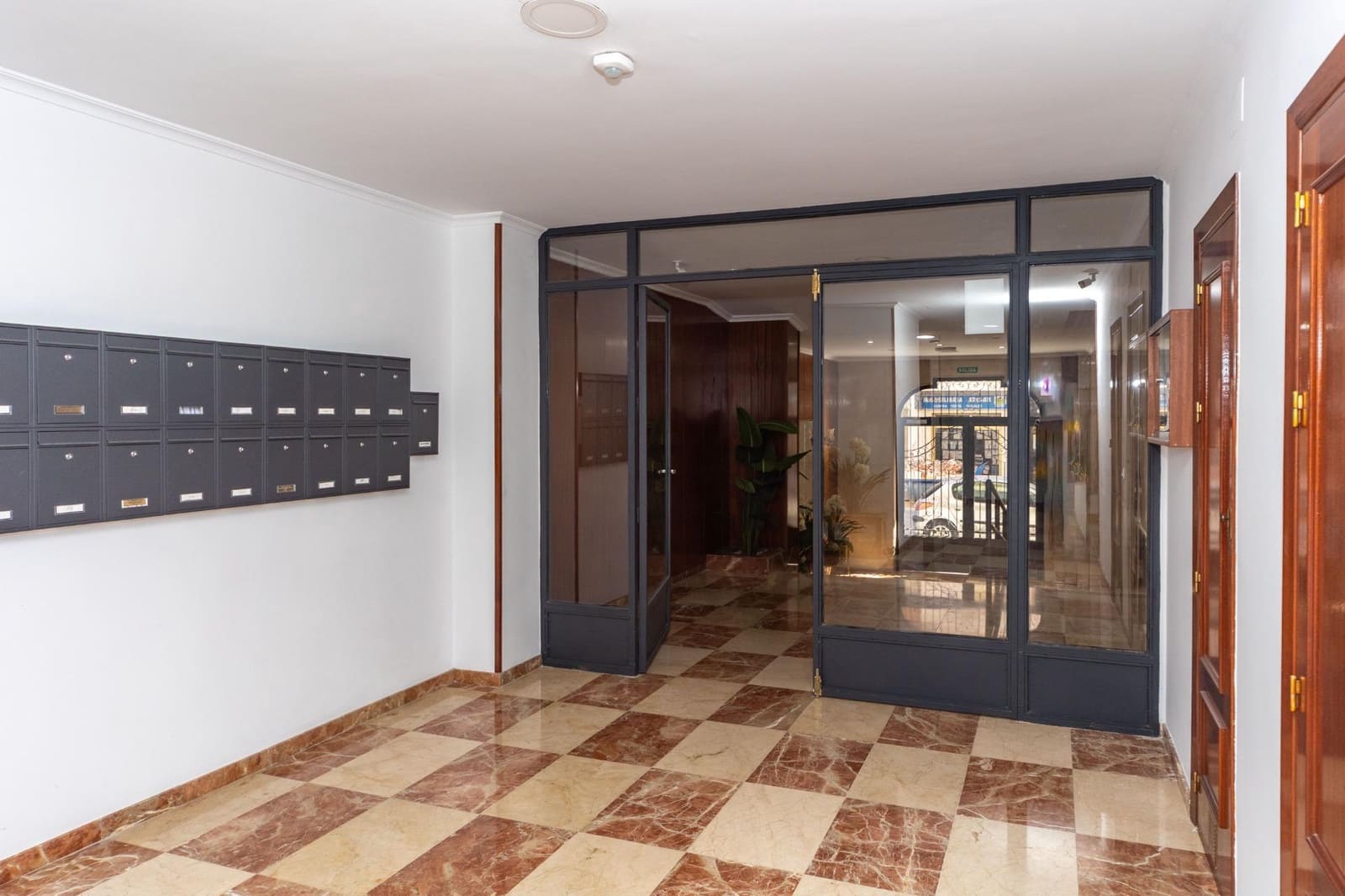 3 bedroom Flat for sale in Guadix - € 130,000 (Ref: 9820550)