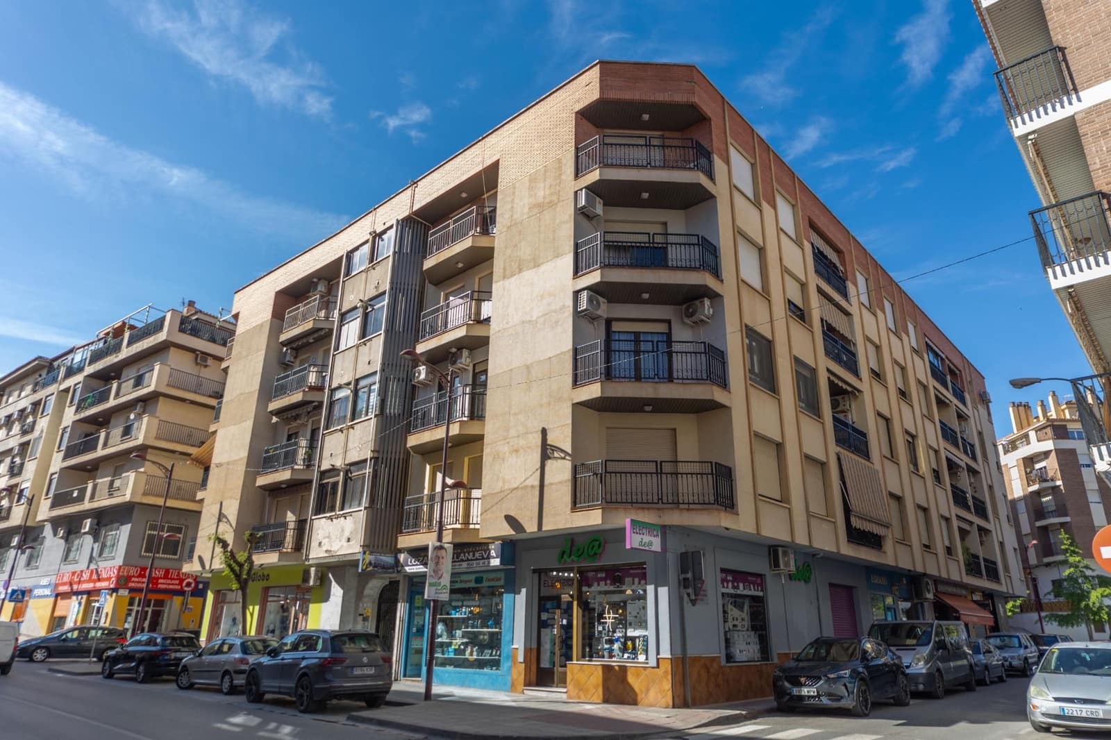 3 bedroom Flat for sale in Guadix - € 130,000 (Ref: 9820550)