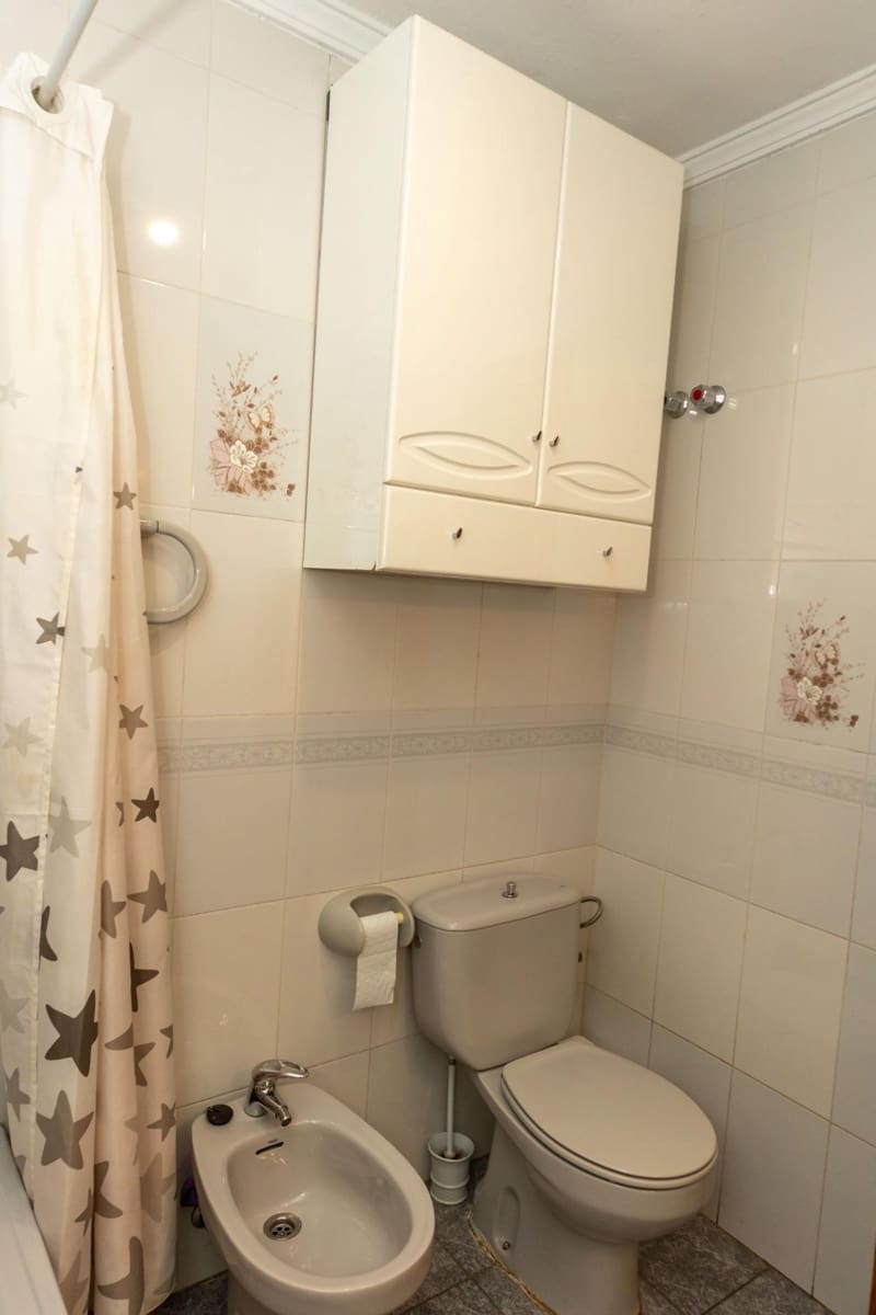 3 bedroom Flat for sale in Guadix - € 74,000 (Ref: 9825283)