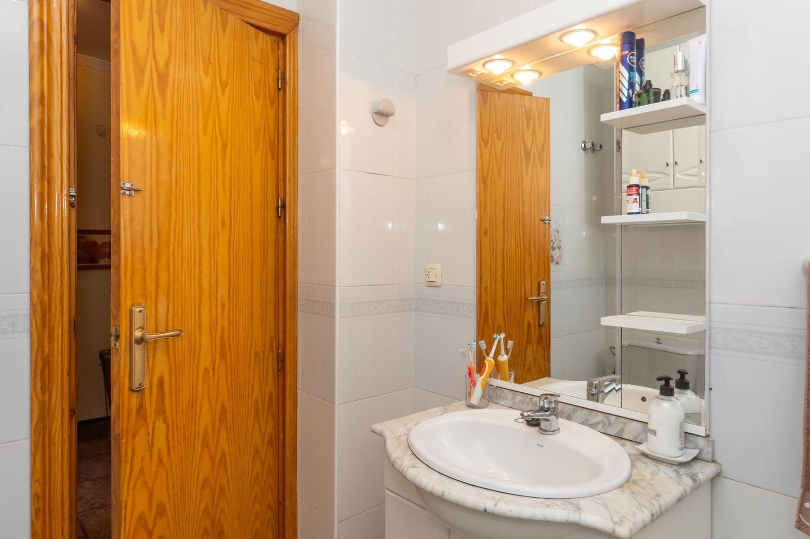 3 bedroom Flat for sale in Guadix - € 74,000 (Ref: 9825283)