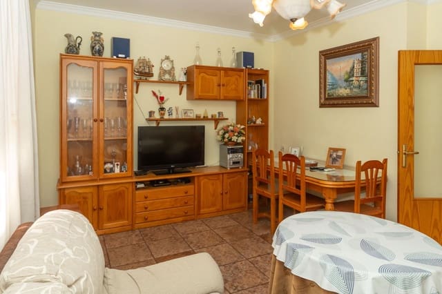 3 soveværelse Lejlighed til salg i Guadix - € 74.000 (Ref: 9825283)
