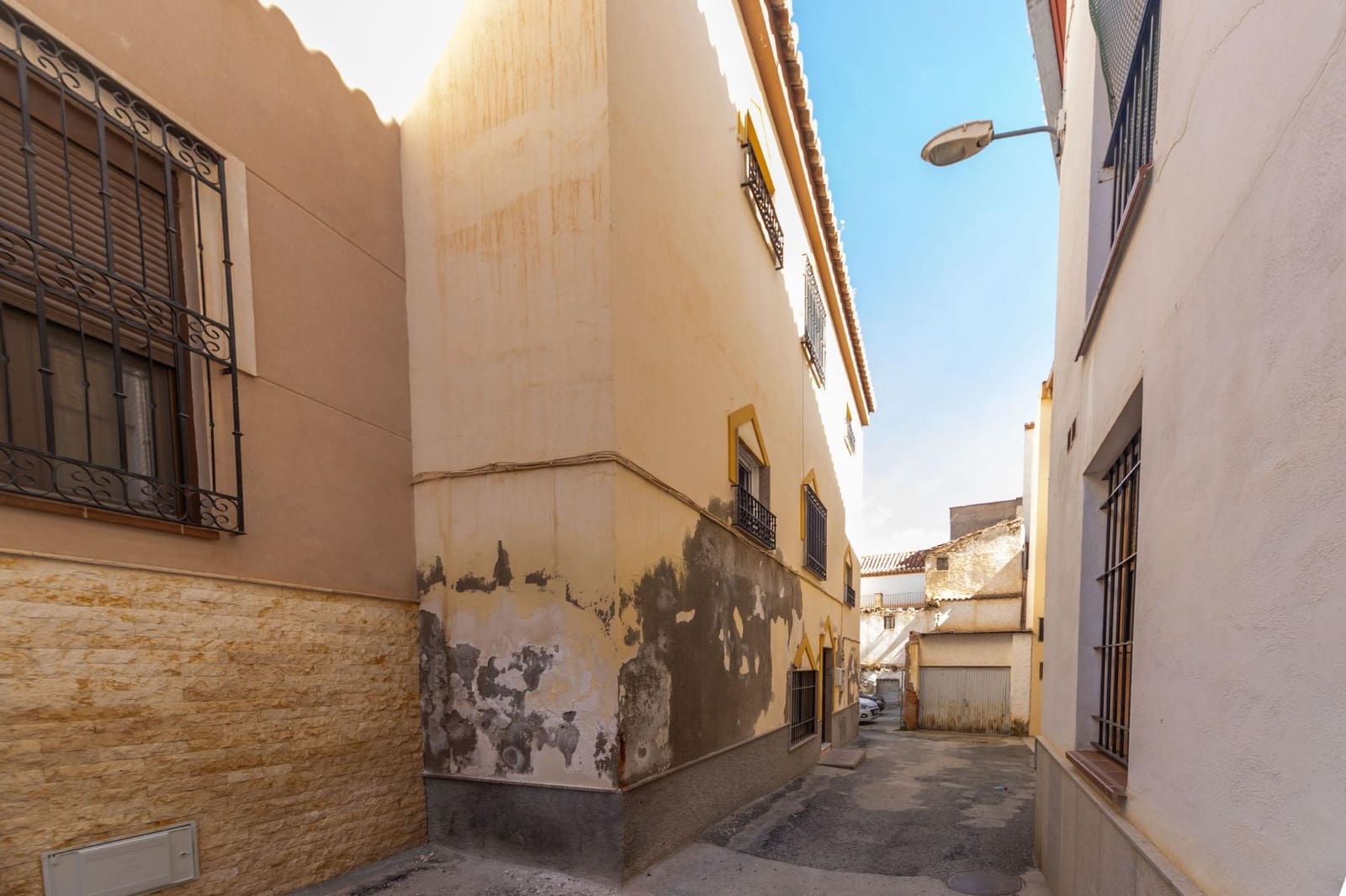 3 bedroom Flat for sale in Guadix - € 74,000 (Ref: 9825283)
