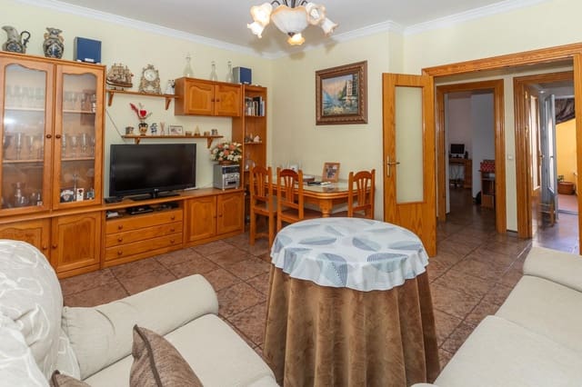 3 soveværelse Lejlighed til salg i Guadix - € 74.000 (Ref: 9825283)