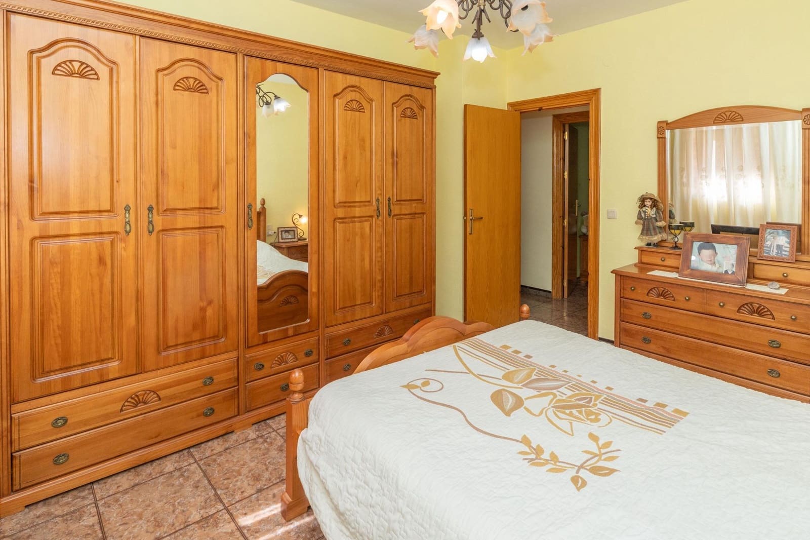3 bedroom Flat for sale in Guadix - € 74,000 (Ref: 9825283)