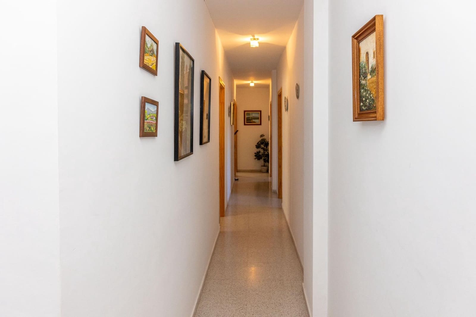 5 slaapkamer Huis te koop in Purullena met garage - € 210.000 (Ref: 9876482)