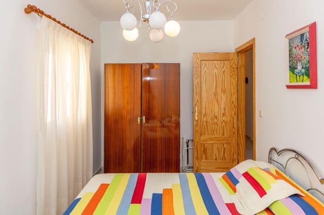 5 slaapkamer Huis te koop in Purullena met garage - € 210.000 (Ref: 9876482)