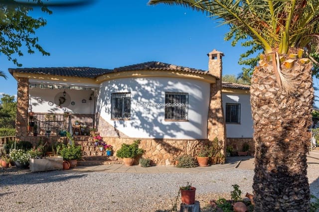 3 soverom Villa til salgs i Guadix med svømmebasseng - € 289 000 (Ref: 9952671)