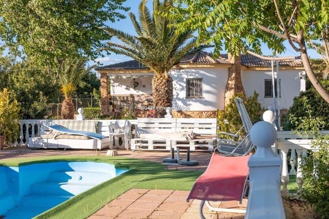 3 soverom Villa til salgs i Guadix med svømmebasseng - € 289 000 (Ref: 9952671)