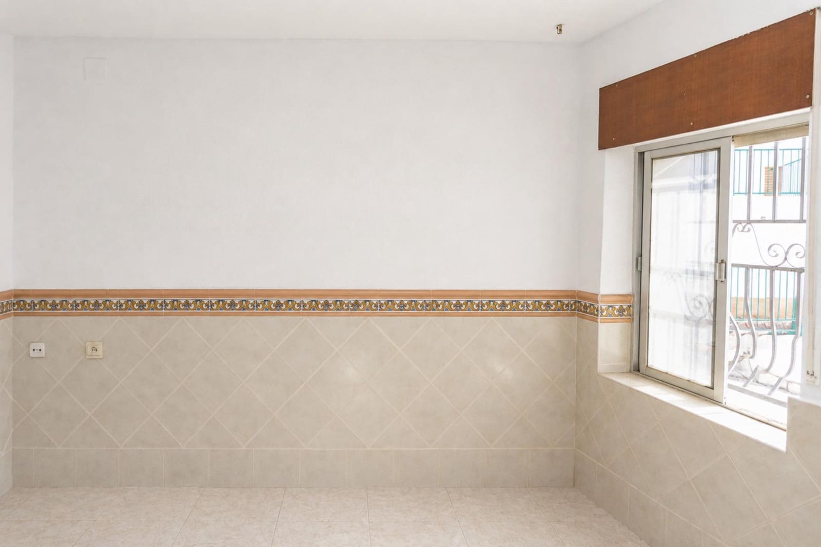 3 sypialnia Dom na sprzedaż w Guadix - 75 000 € (Ref: 9959817)