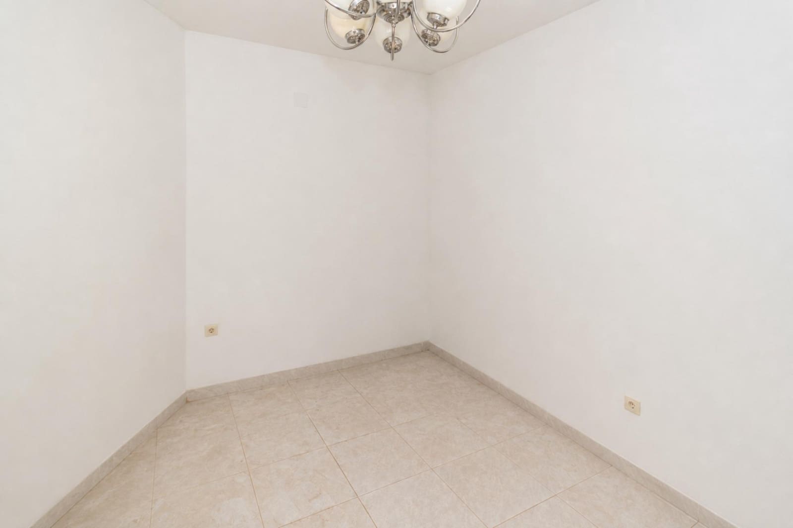 3 sypialnia Dom na sprzedaż w Guadix - 75 000 € (Ref: 9959817)