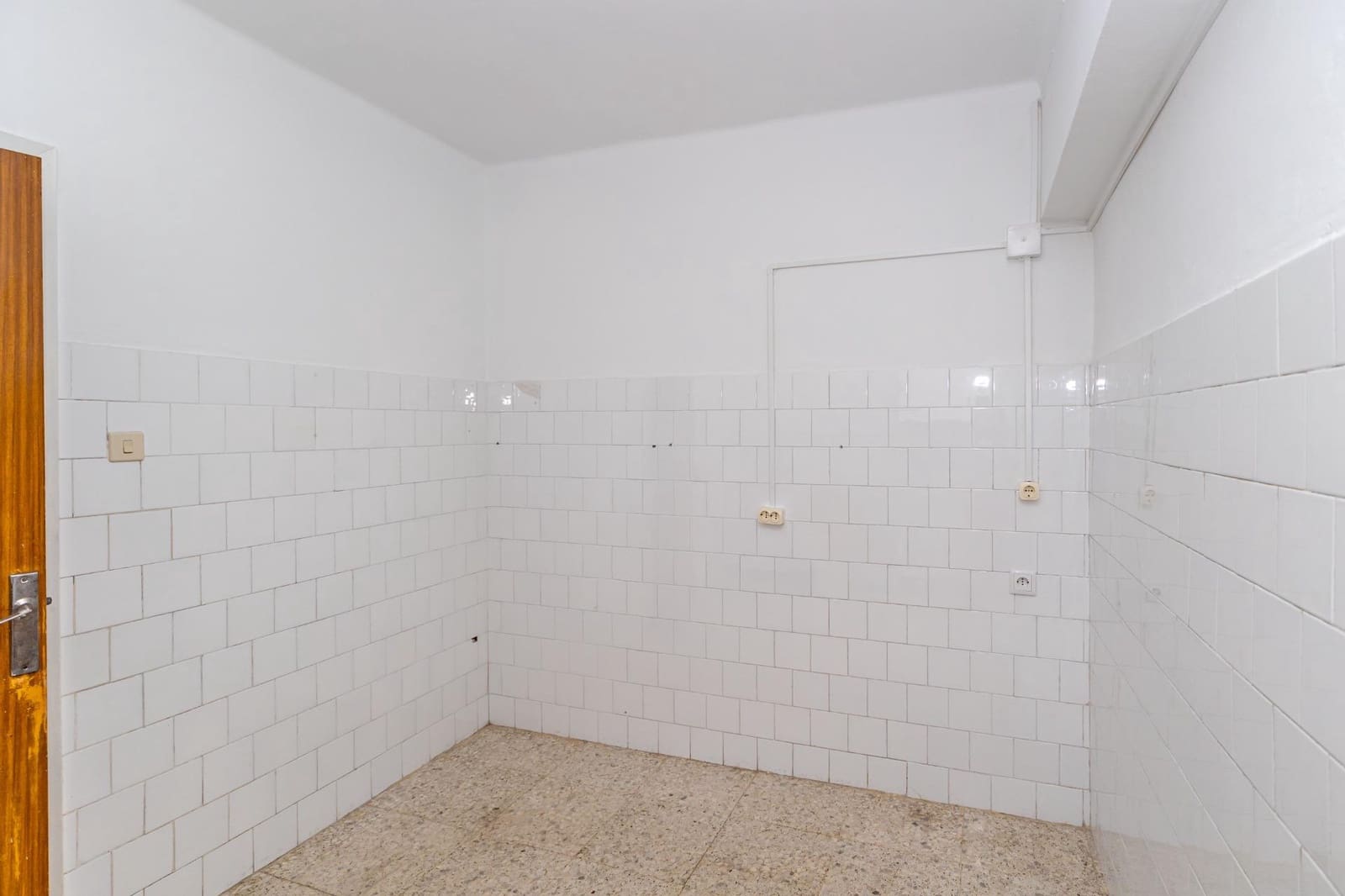 3 bedroom Flat for sale in Guadix - € 95,000 (Ref: 9966694)