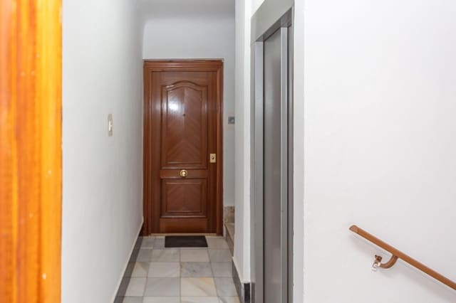 3 soveværelse Lejlighed til salg i Guadix - € 95.000 (Ref: 9966694)