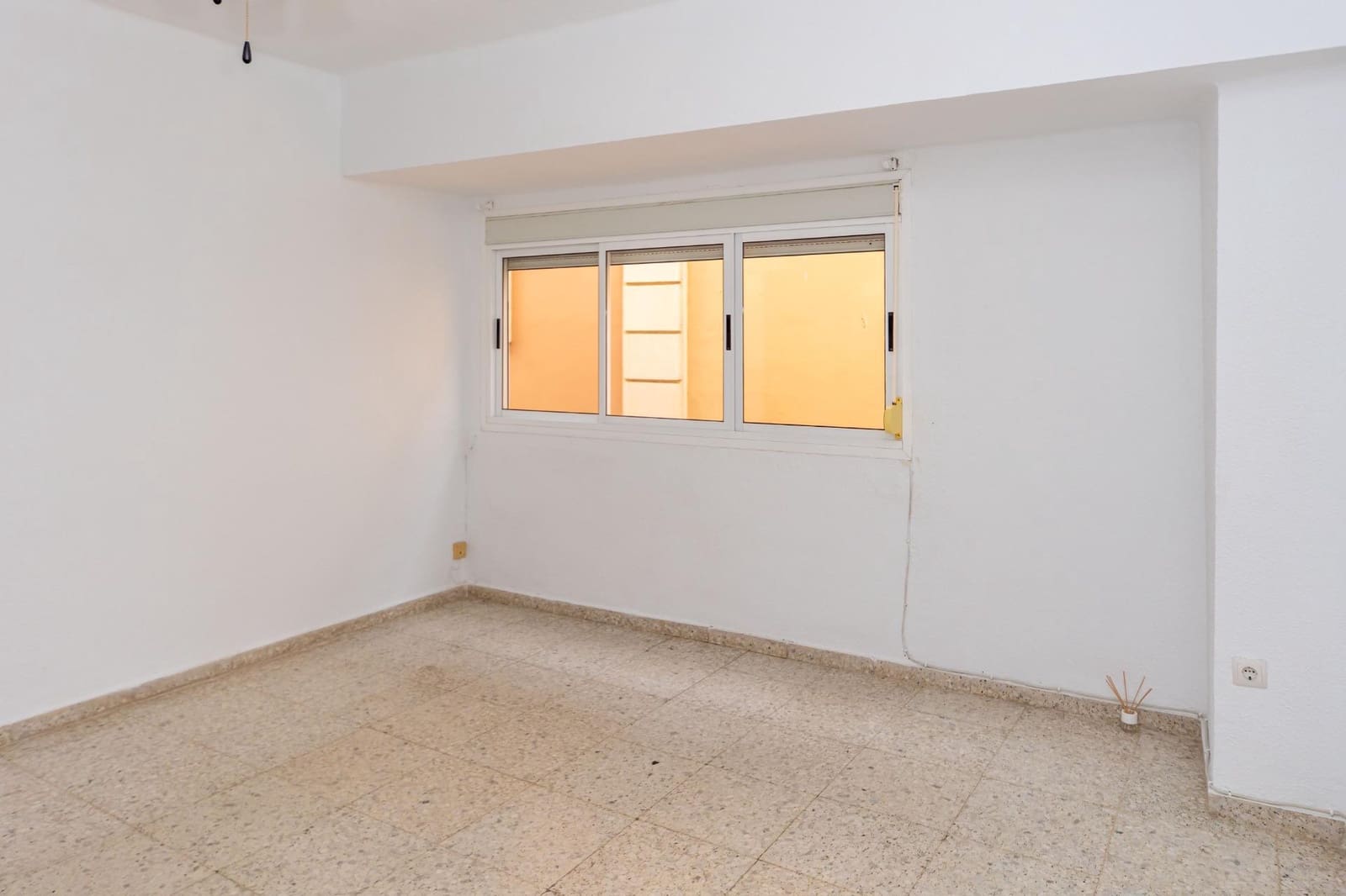3 bedroom Flat for sale in Guadix - € 95,000 (Ref: 9966694)