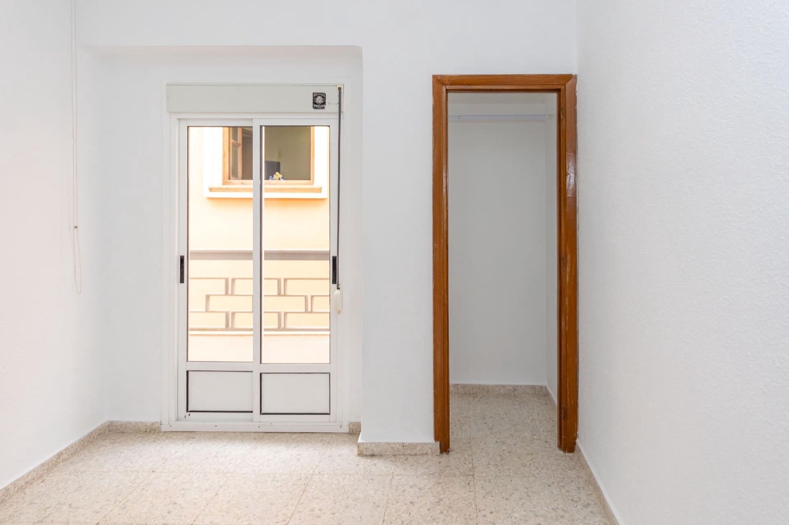 3 bedroom Flat for sale in Guadix - € 95,000 (Ref: 9966694)