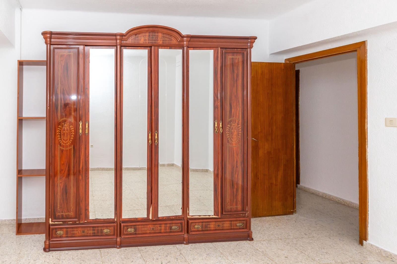 3 bedroom Flat for sale in Guadix - € 95,000 (Ref: 9966694)