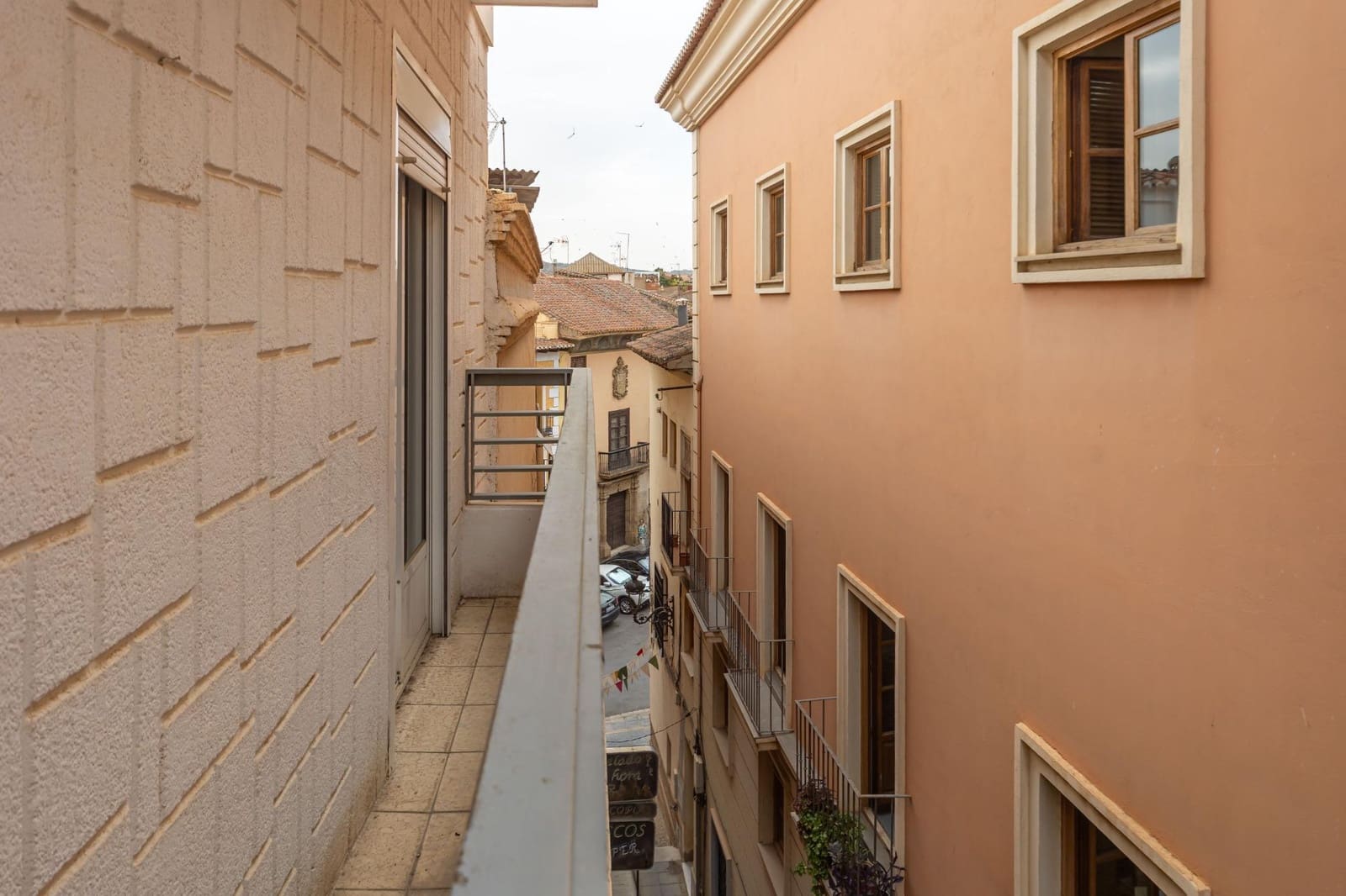 3 bedroom Flat for sale in Guadix - € 95,000 (Ref: 9966694)