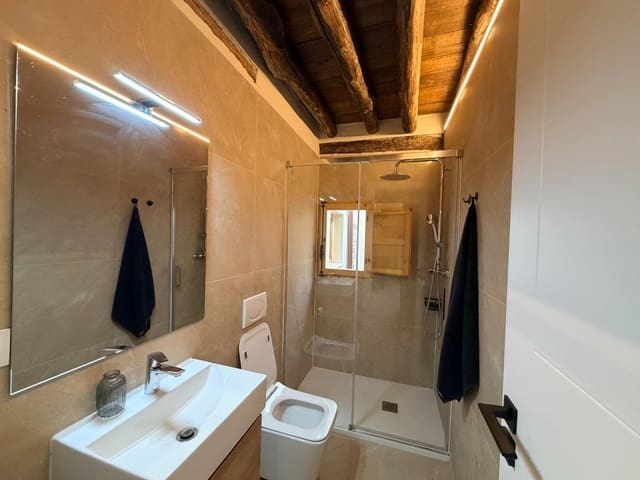 2 makuuhuone Asunto vuokrattavana paikassa Guadix - 650 € (Ref: 9973359)