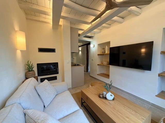 2 makuuhuone Asunto vuokrattavana paikassa Guadix - 650 € (Ref: 9973359)