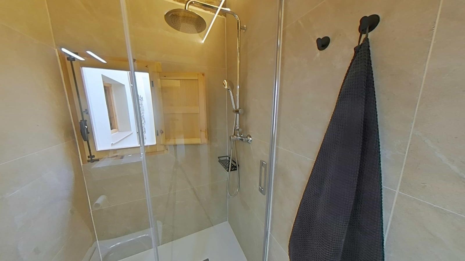 2 makuuhuone Asunto vuokrattavana paikassa Guadix - 650 € (Ref: 9973359)
