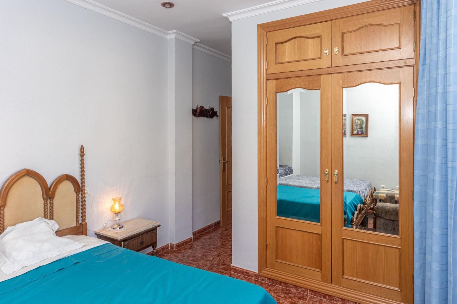 6 Zimmer Reihenhaus zu verkaufen in Guadix mit Garage - 250.000 € (Ref: 9983044)