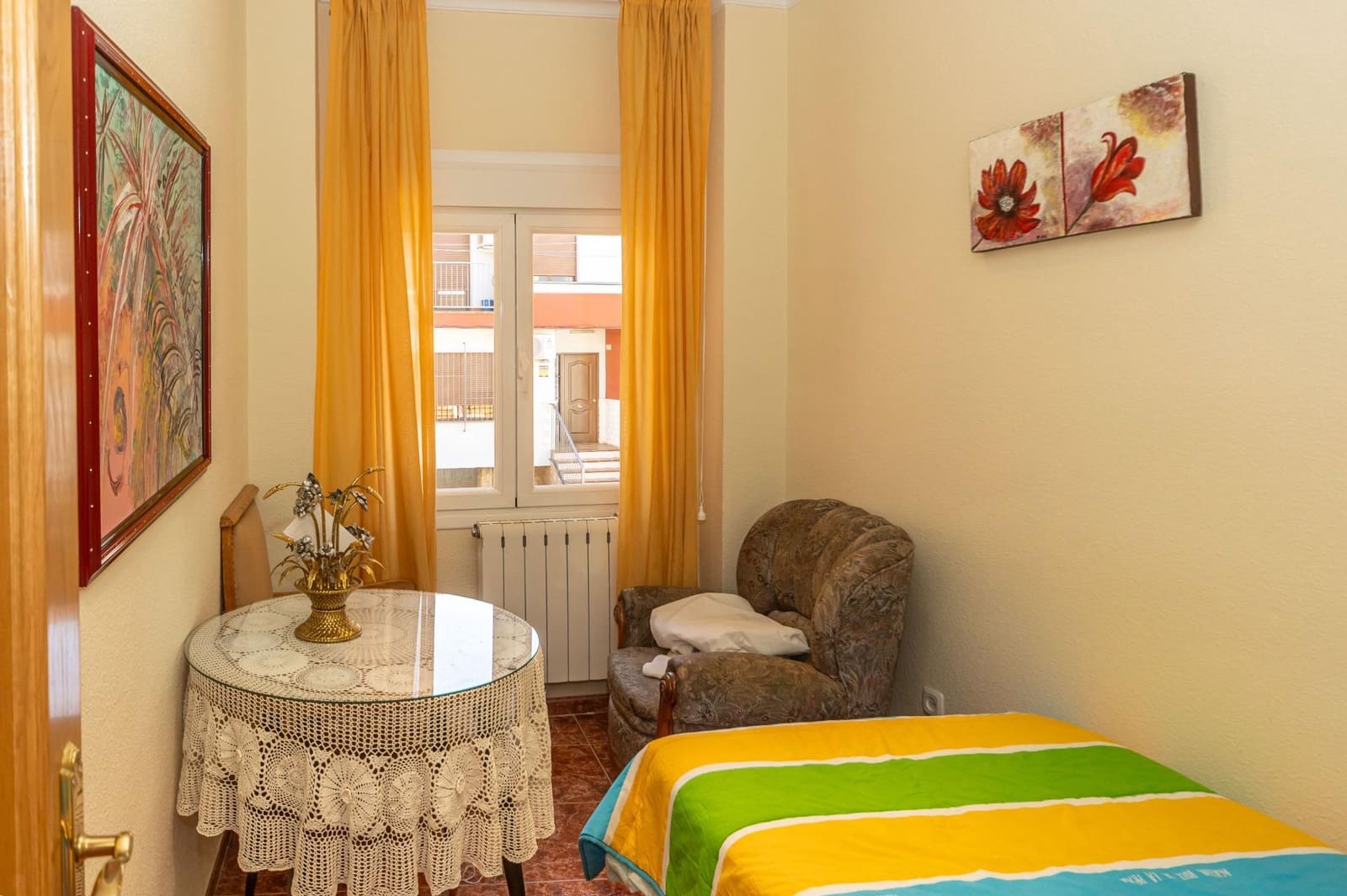 6 Zimmer Reihenhaus zu verkaufen in Guadix mit Garage - 250.000 € (Ref: 9983044)