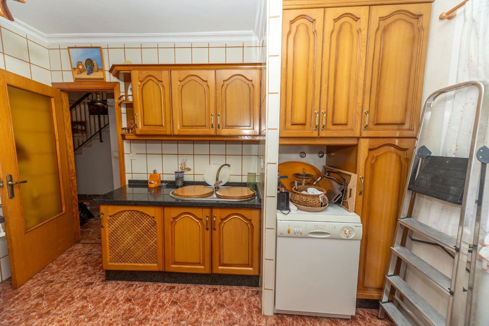 6 Zimmer Reihenhaus zu verkaufen in Guadix mit Garage - 250.000 € (Ref: 9983044)