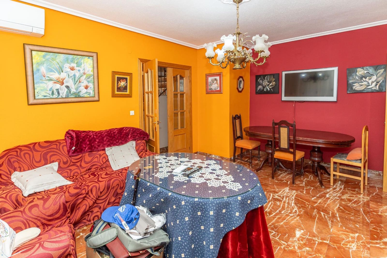 6 Zimmer Reihenhaus zu verkaufen in Guadix mit Garage - 250.000 € (Ref: 9983044)