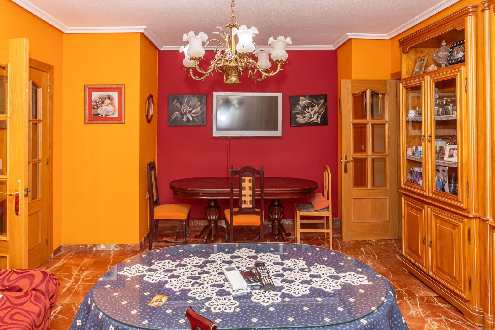 6 Zimmer Reihenhaus zu verkaufen in Guadix mit Garage - 250.000 € (Ref: 9983044)