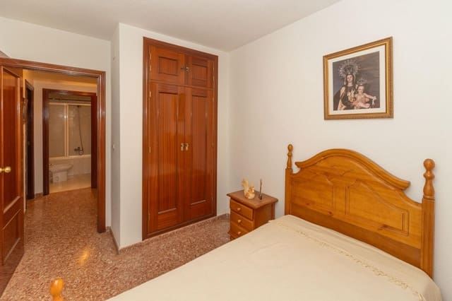 3 chambre Appartement à vendre à Benalúa de Guadix - 72 000 € (Ref: 9985015)