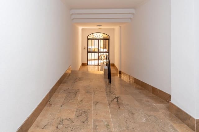 3 chambre Appartement à vendre à Benalúa de Guadix - 72 000 € (Ref: 9985015)