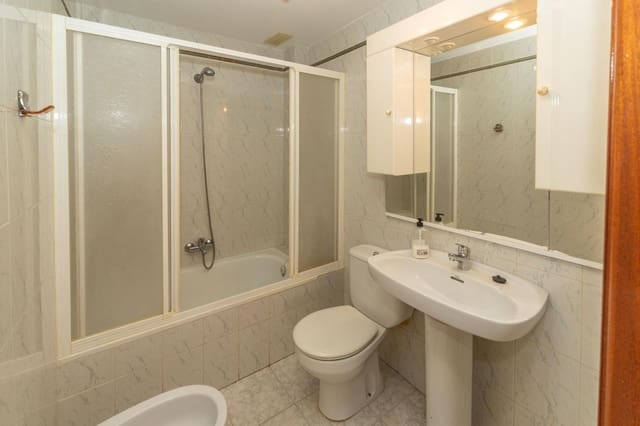 3 chambre Appartement à vendre à Benalúa de Guadix - 72 000 € (Ref: 9985015)