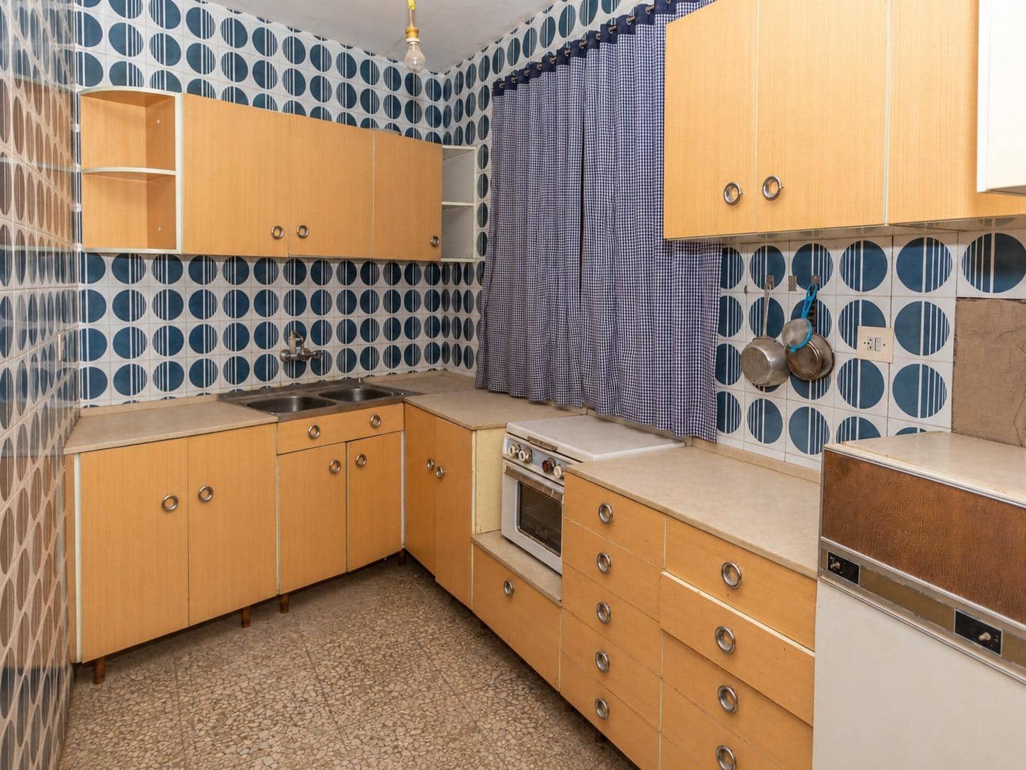 5 bedroom Terraced Villa for sale in Jerez del Marquesado with garage - € 60,000 (Ref: 9990760)