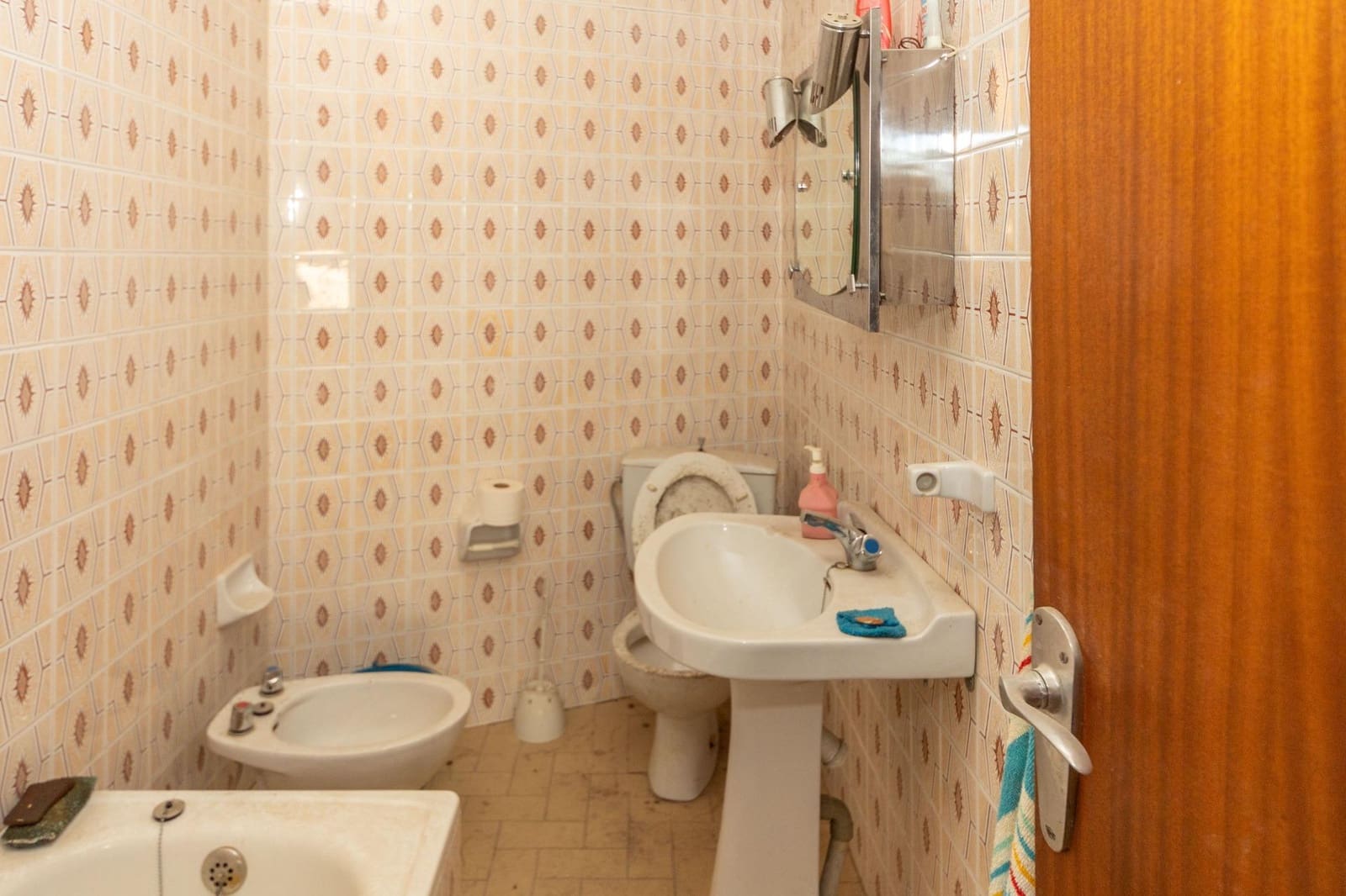 5 bedroom Terraced Villa for sale in Jerez del Marquesado with garage - € 60,000 (Ref: 9990760)
