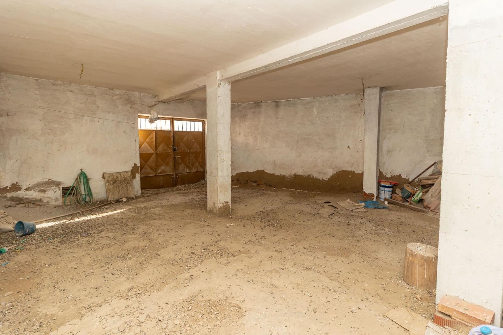 5 bedroom Terraced Villa for sale in Jerez del Marquesado with garage - € 60,000 (Ref: 9990760)