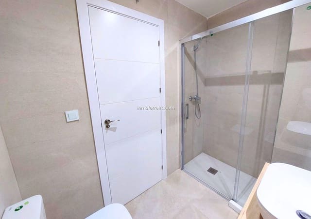2 slaapkamer Flat te koop in Guadix - € 159.000 (Ref: 9997154)