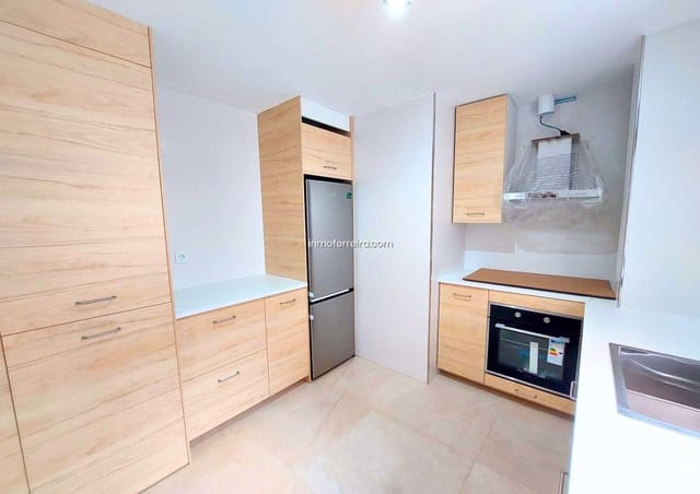 2 slaapkamer Flat te koop in Guadix - € 159.000 (Ref: 9997154)