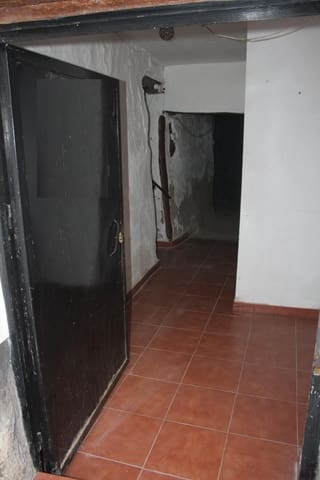 11 slaapkamer Huis te koop in Alquife - € 15.000 (Ref: 9999646)
