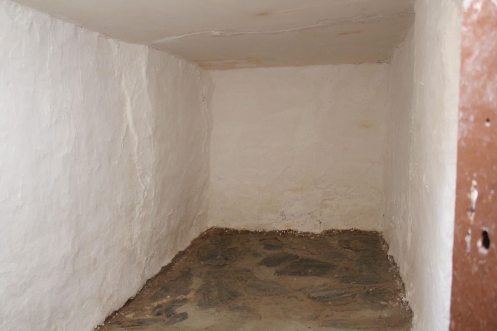 11 slaapkamer Huis te koop in Alquife - € 15.000 (Ref: 9999646)