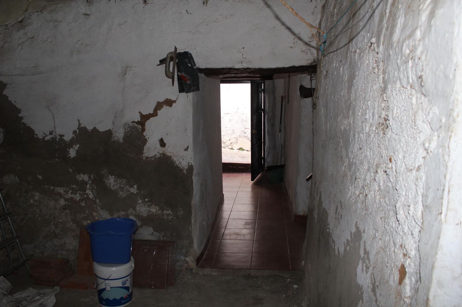 11 slaapkamer Huis te koop in Alquife - € 15.000 (Ref: 9999646)