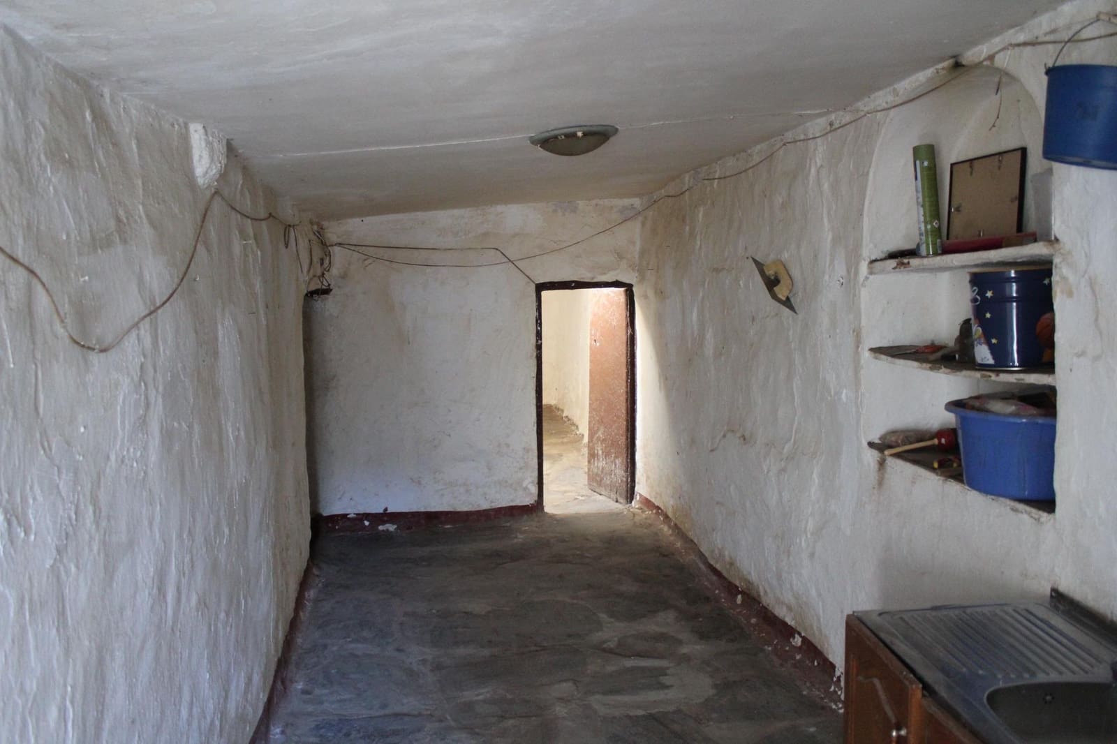 11 slaapkamer Huis te koop in Alquife - € 15.000 (Ref: 9999646)