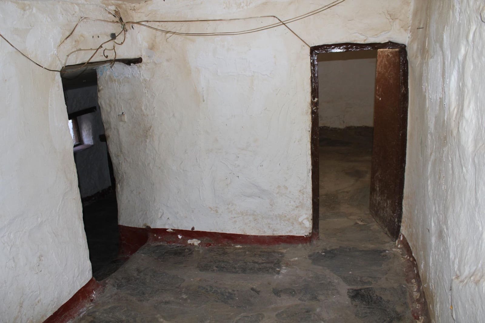 11 slaapkamer Huis te koop in Alquife - € 15.000 (Ref: 9999646)