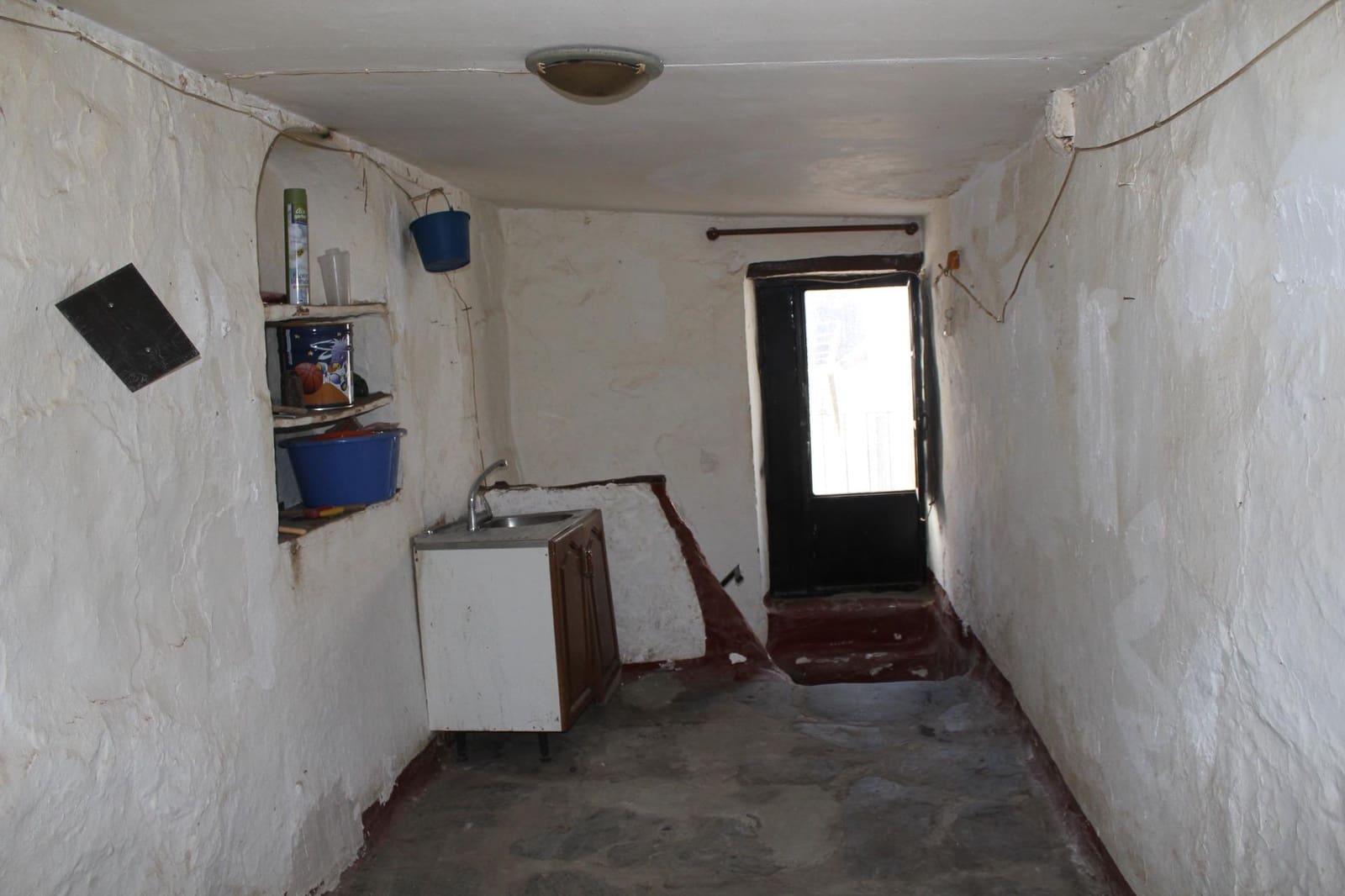 11 slaapkamer Huis te koop in Alquife - € 15.000 (Ref: 9999646)