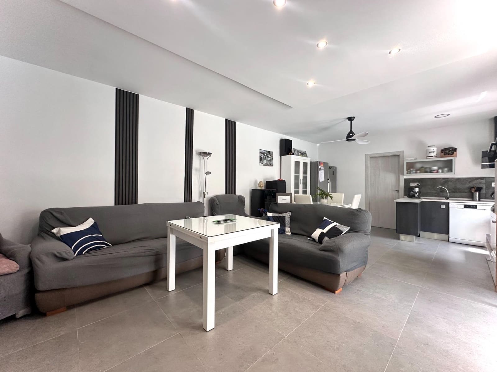 4 bedroom Villa for sale in Churriana de la Vega with pool garage - € 430,000 (Ref: 10013940)