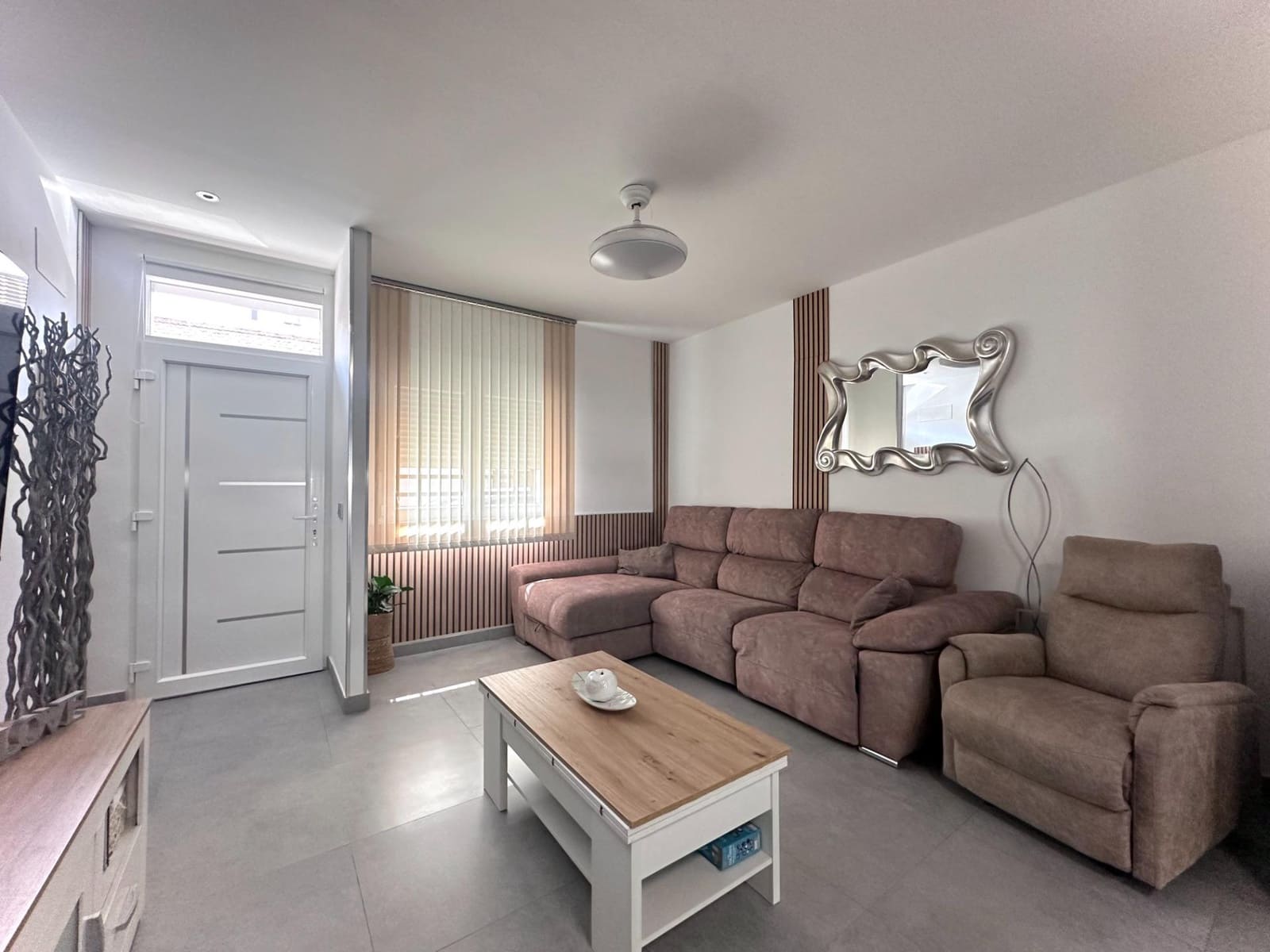 4 bedroom Villa for sale in Churriana de la Vega with pool garage - € 430,000 (Ref: 10013940)