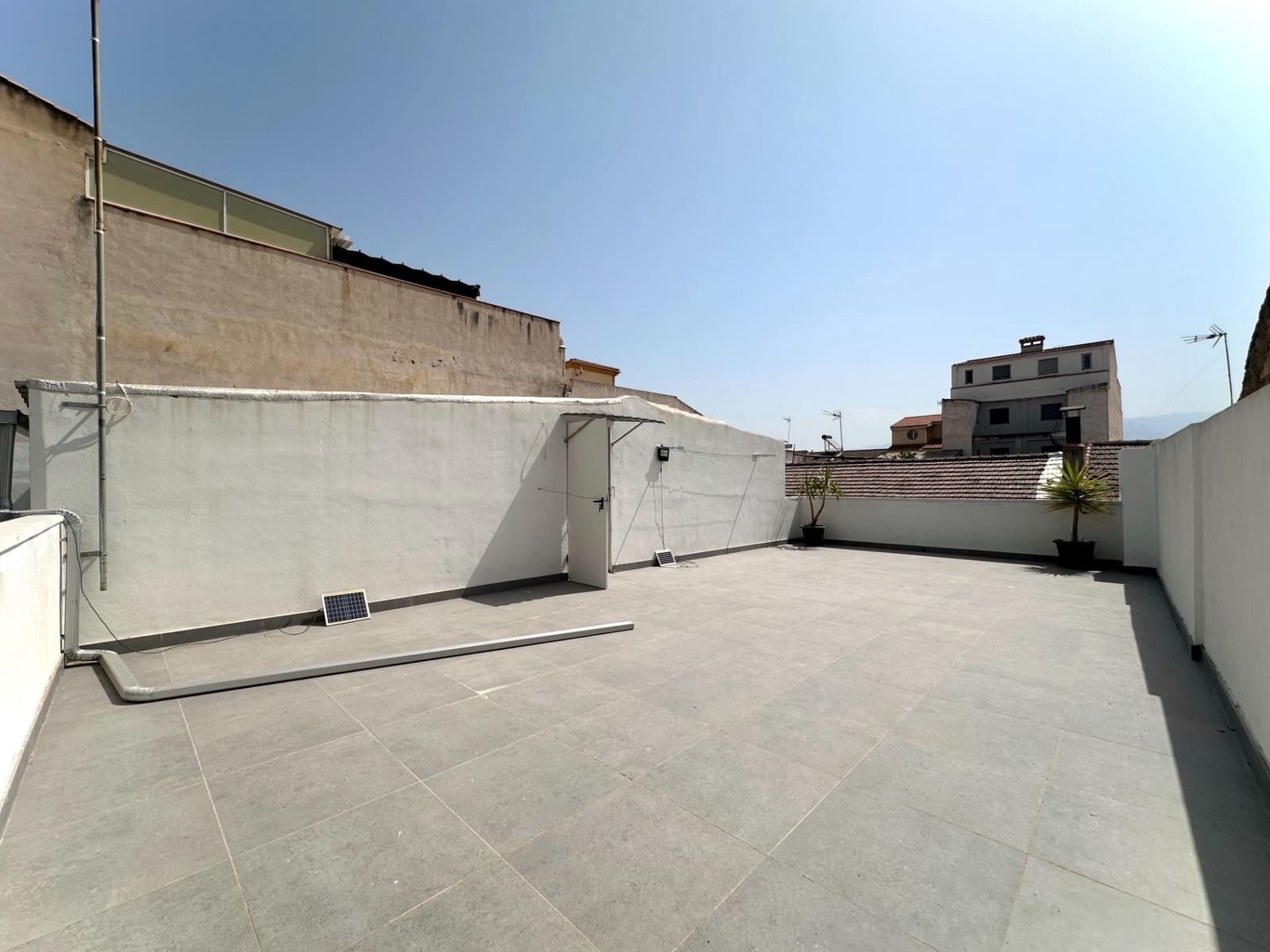 4 bedroom Villa for sale in Churriana de la Vega with pool garage - € 430,000 (Ref: 10013940)