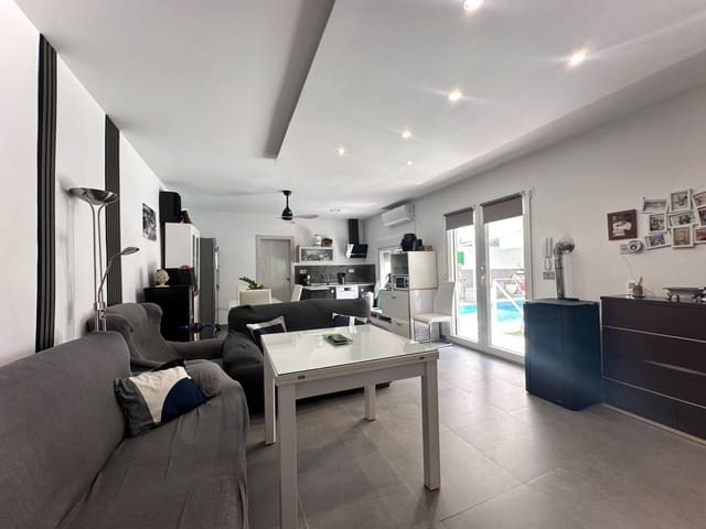 4 bedroom Villa for sale in Churriana de la Vega with pool garage - € 430,000 (Ref: 10013940)