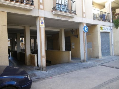 Commercial for sale in Ogijares - € 82,000 (Ref: 10013945)